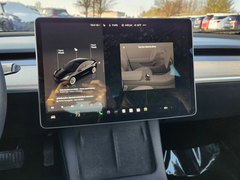 Used 2022 Tesla Model 3 image 30