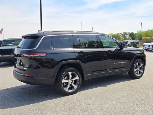 New 2026 Jeep Grand Cherokee L Limited AWD/4WD image 3