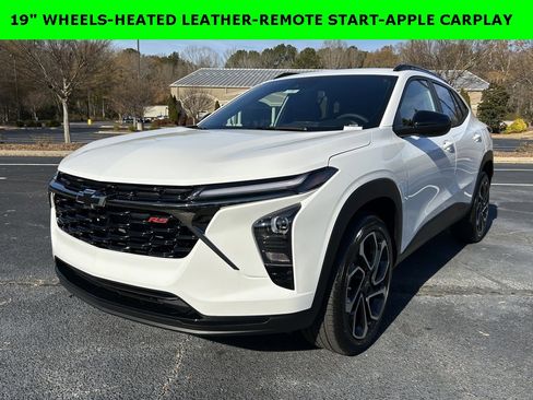 New 2026 Chevrolet Trax RS image 1