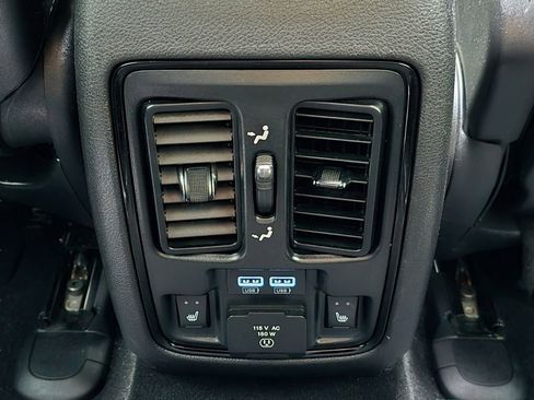 Used 2021 Dodge Durango GT image 29