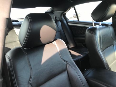 Used 2015 Ford Taurus SEL w/ Equipment Group 201A image 11