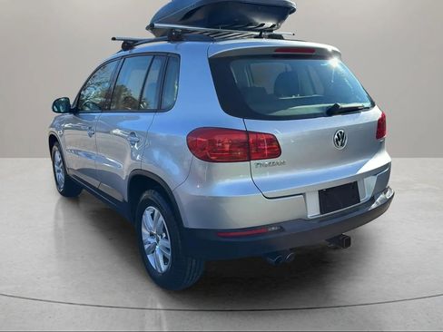 Used 2016 Volkswagen Tiguan S image 5