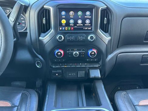 Used 2021 GMC Sierra 1500 AT4 w/ AT4 Preferred Package AWD/4WD image 4
