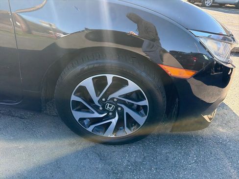 Used 2018 Honda Civic LX image 4
