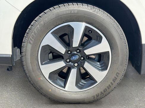 Used 2017 Subaru Forester 2.5i Limited w/ Popular Package #1 image 39