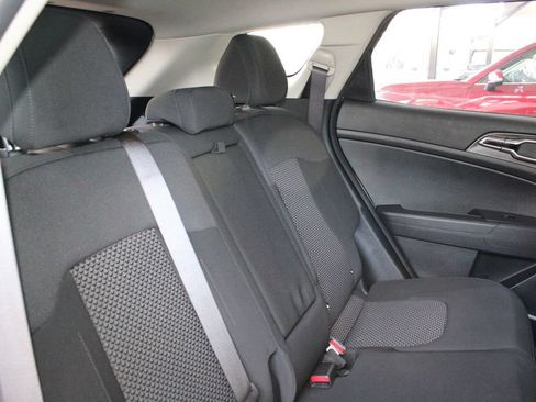 Used 2023 Kia Sportage LX AWD/4WD image 50
