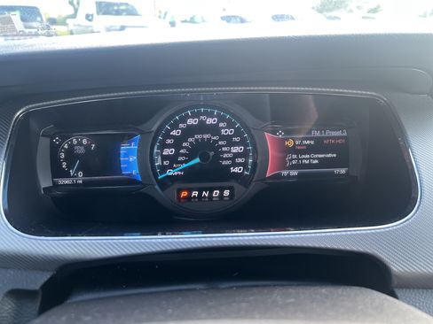 Used 2015 Ford Taurus SHO w/ Equipment Group 401A AWD/4WD image 10
