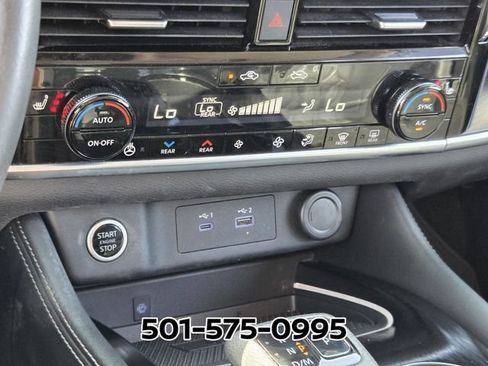 Used 2021 Nissan Rogue Platinum FWD image 25