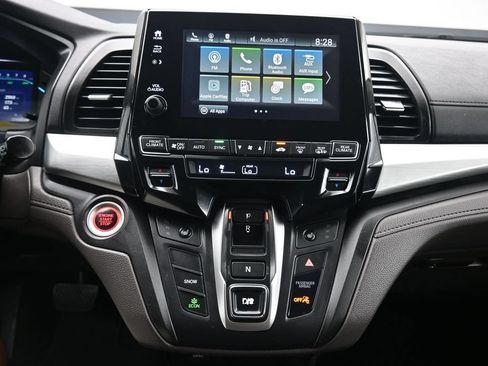Used 2018 Honda Odyssey EX image 23