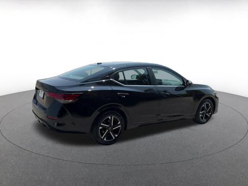 Used 2025 Nissan Sentra SV FWD image 14