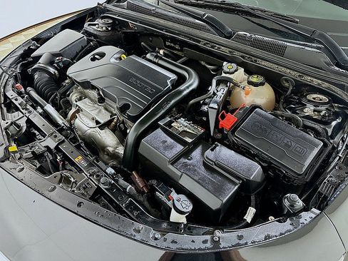 Used 2023 Chevrolet Malibu LT FWD image 29