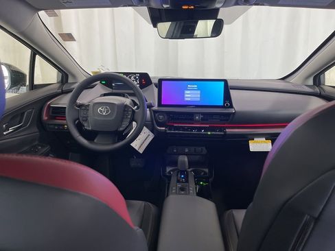 New 2026 Toyota Prius Plug-In Hybrid FWD image 9