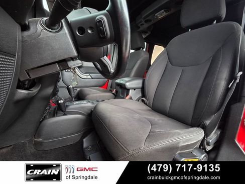 Used 2014 Jeep Wrangler Unlimited Sport w/ Quick Order Package 24S AWD/4WD image 23