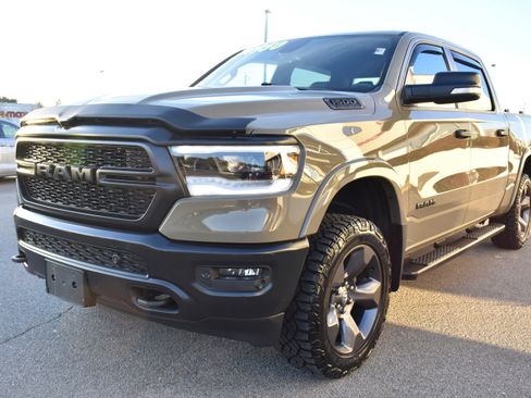 Used 2020 RAM 1500 Big Horn w/ Built-to-serve Edition image 5