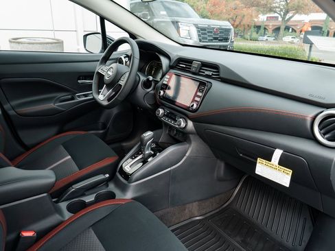 New 2025 Nissan Versa SR w/ Trunk Package image 25