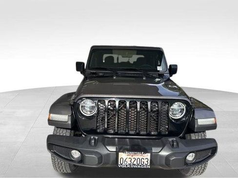 Used 2021 Jeep Gladiator Sport AWD/4WD image 8