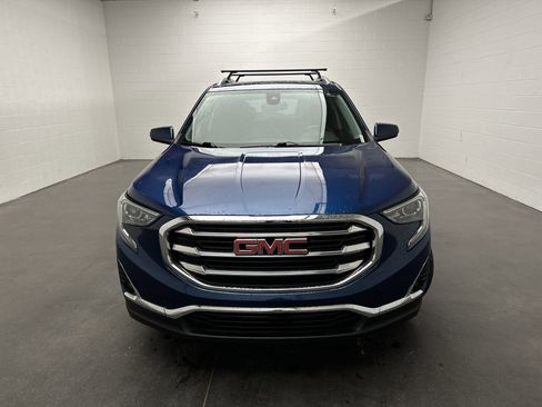 Used 2019 GMC Terrain SLT w/ Preferred Package image 3