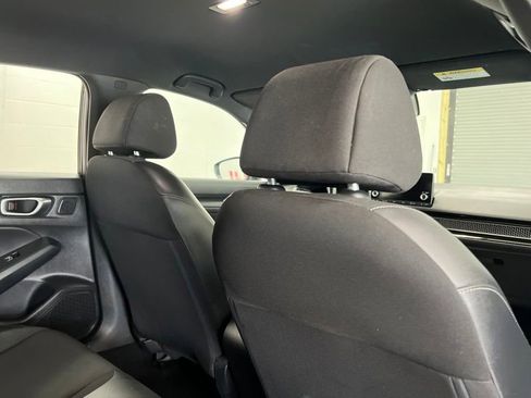 Used 2023 Honda Civic Sport image 11