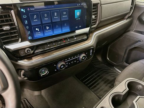 Used 2024 Chevrolet Silverado 1500 LT AWD/4WD image 26
