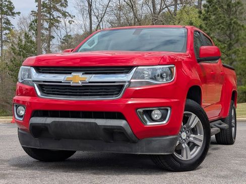Used 2015 Chevrolet Colorado LT w/ LT Convenience Package image 4