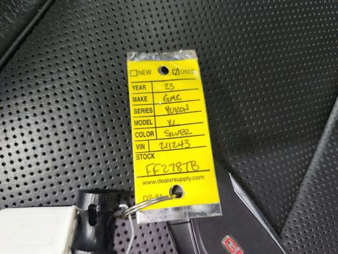 Used 2023 GMC Yukon XL Denali RWD image 63