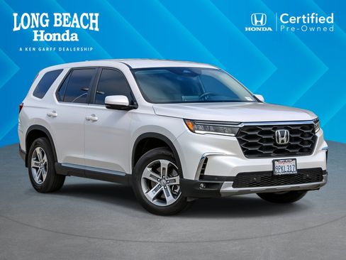 Used 2025 Honda Pilot EX-L image 1