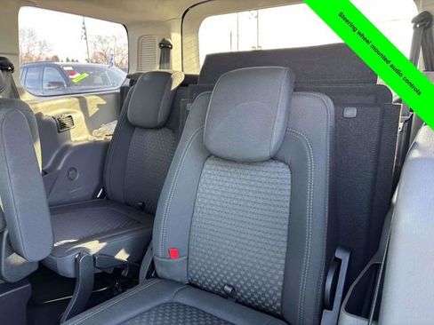 Used 2023 Ford Transit Connect XLT image 23