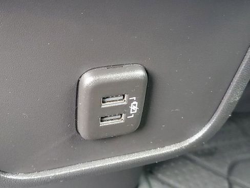 Certified 2022 Chevrolet Equinox LT AWD/4WD image 12