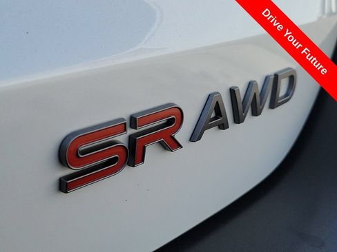 Used 2025 Nissan Kicks SR w/ SR Premium Package AWD/4WD image 26