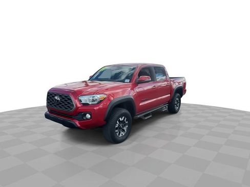 Used 2021 Toyota Tacoma TRD Off-Road image 3