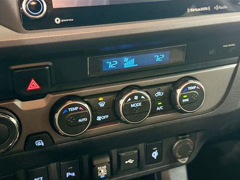 Used 2023 Toyota Tacoma TRD Sport w/ Advanced Technology Package image 17