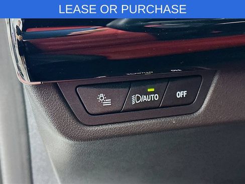 Used 2025 BMW X1 xDrive28i AWD/4WD image 12