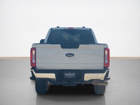 Used 2024 Ford F250 XLT w/ FX4 Off-Road Package image 6
