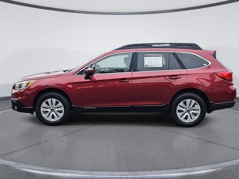 Used 2017 Subaru Outback 2.5i Premium image 6