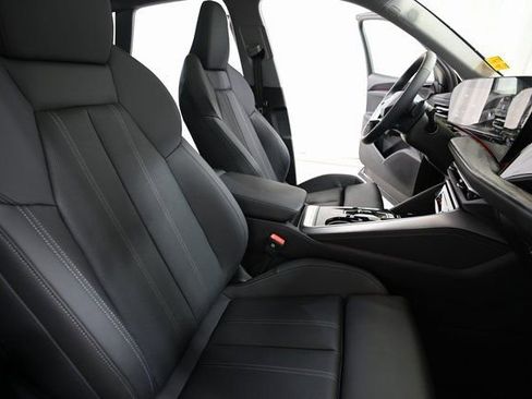 Used 2025 Audi Q5 Premium Plus AWD/4WD image 27