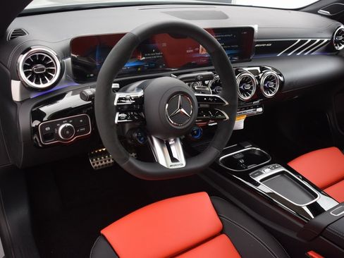 New 2026 Mercedes-Benz CLA 35 AMG 4MATIC image 19