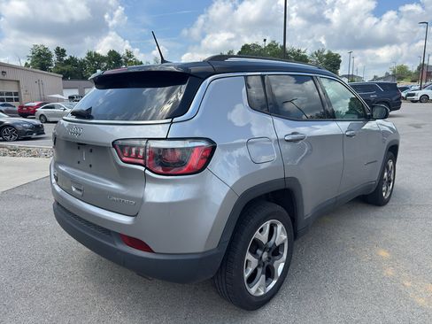 Used 2018 Jeep Compass Limited w/ Navigation Group AWD/4WD image 5