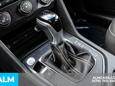 Used 2024 Volkswagen Tiguan S image 39