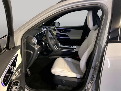 New 2027 Mercedes-Benz GLC 300 4MATIC image 13