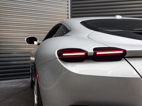 Used 2021 Ferrari Roma image 28