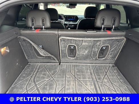 Used 2025 Chevrolet Trax RS w/ Driver Confidence Package FWD image 22