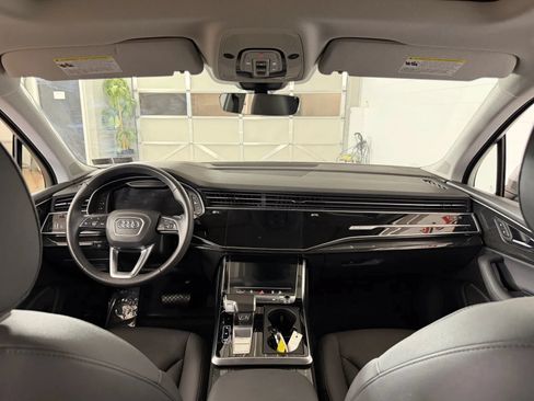 Used 2022 Audi Q7 3.0T Prestige w/ Prestige Package AWD/4WD image 33