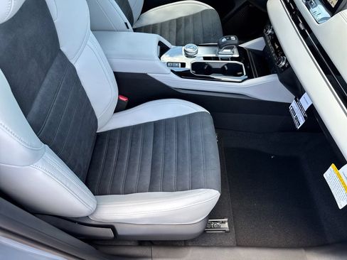 New 2026 Mitsubishi Outlander SE FWD image 26