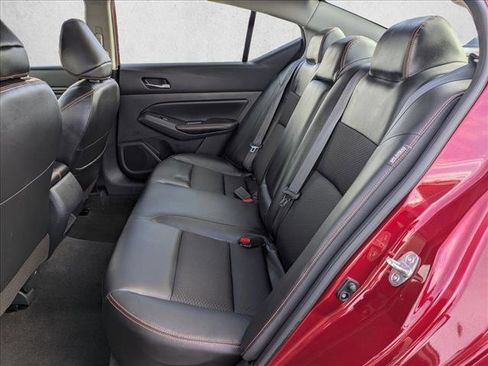 Used 2022 Nissan Altima 2.5 SR image 17