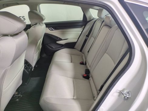 Certified 2021 Honda Accord EX image 24
