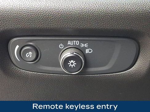 Used 2023 Chevrolet Traverse LT w/ LPO, Floor Liner Package AWD/4WD image 9