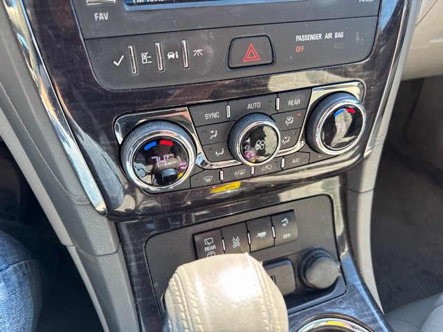 Used 2016 Buick Enclave Convenience w/ Trailering Package FWD image 23