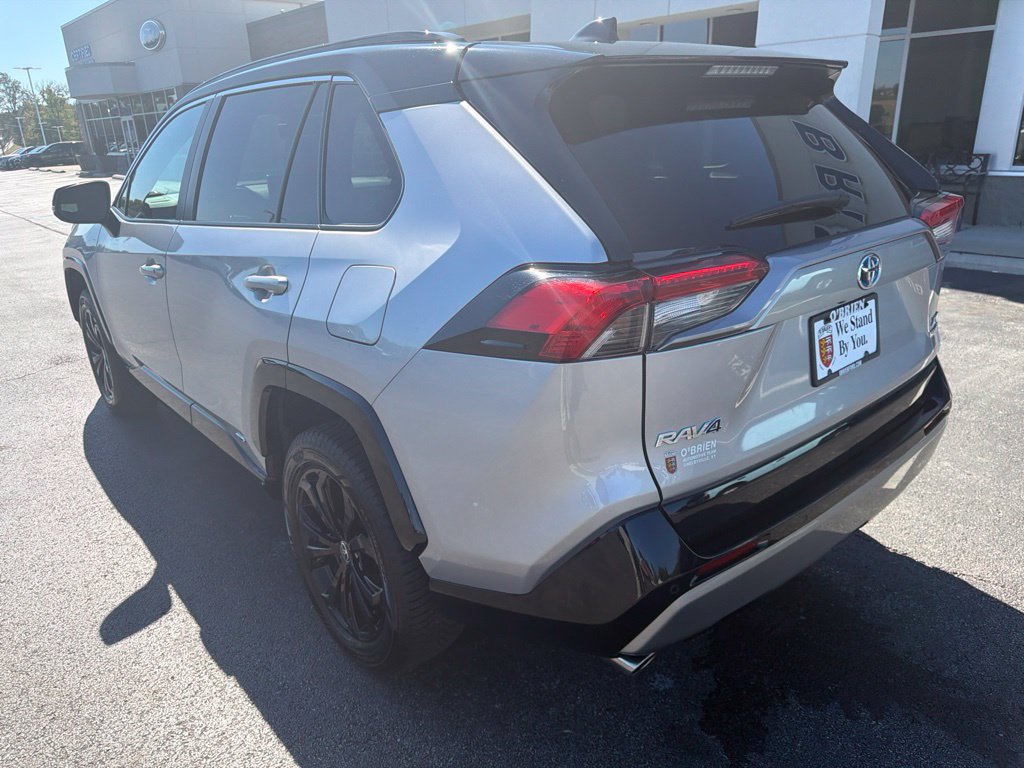 Used 2022 Toyota RAV4 XSE AWD/4WD image 3
