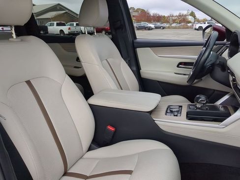 Used 2024 MAZDA CX-90 3.3 Turbo S w/ Premium Package image 8