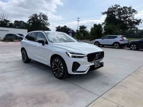 Certified 2026 Volvo XC60 B5 Ultra AWD/4WD image 8